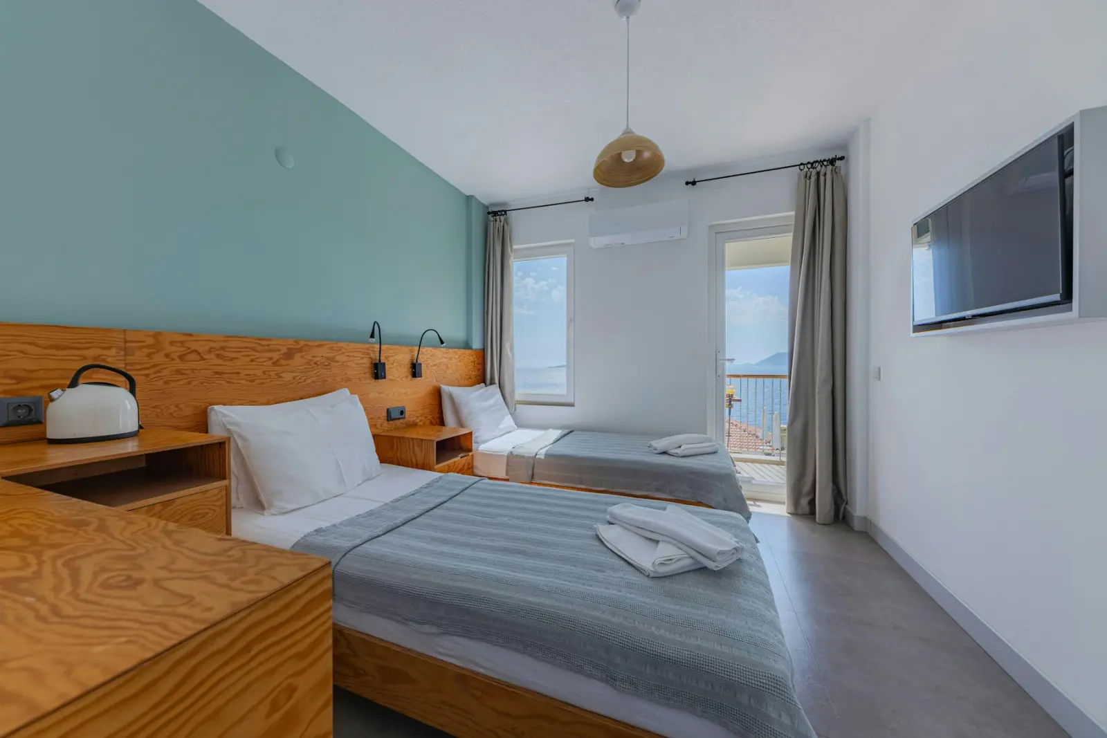 Coastal Twin — Bedroom
